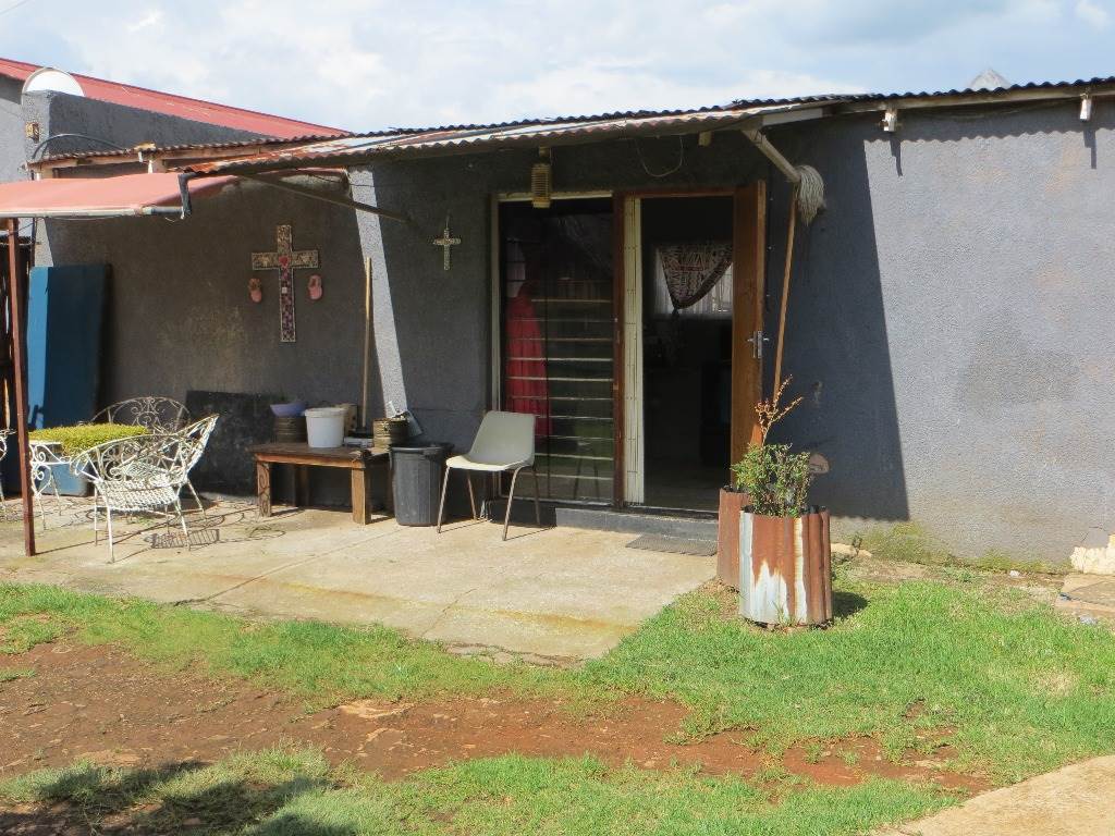 3 Bed House in Fochville photo number 17