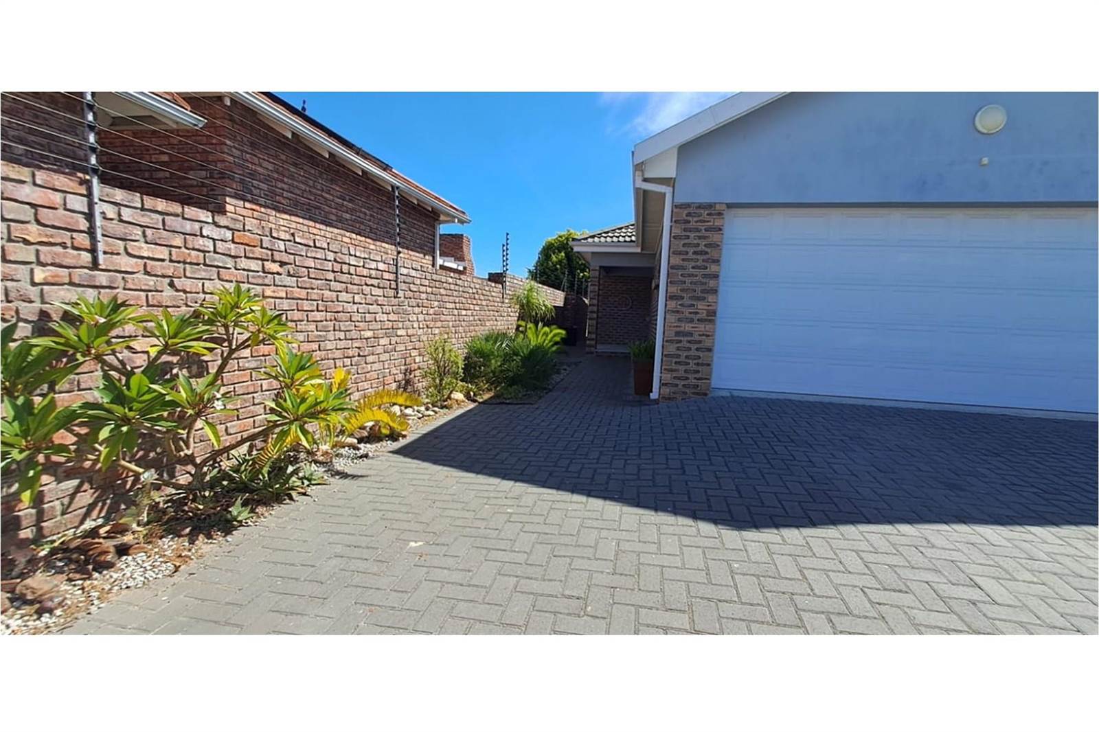 3 Bed House in Pinelands photo number 18