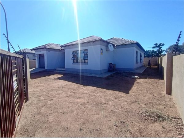 3 Bedroom House 3 Bedroom House