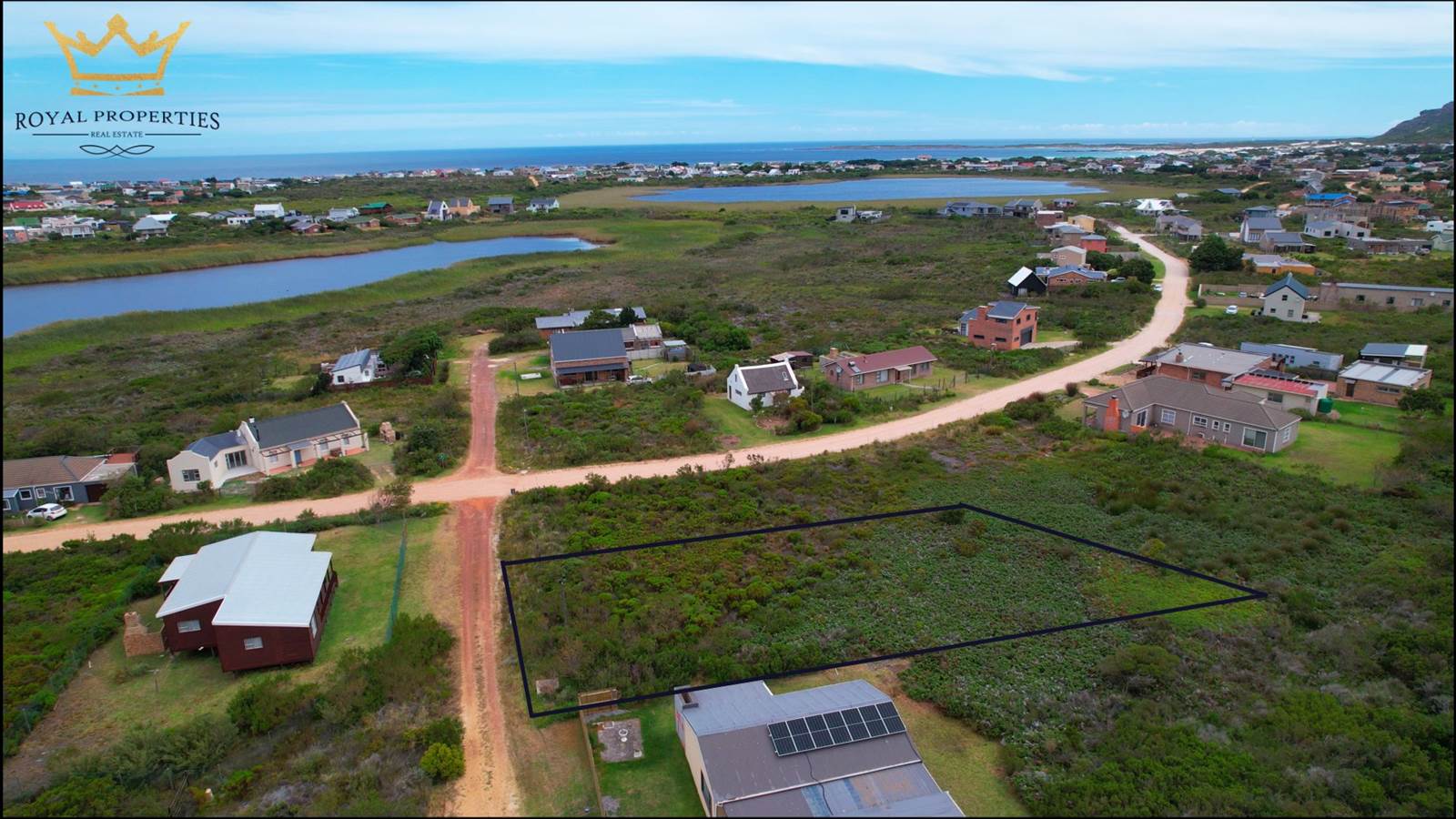 1035 m² Land available in Bettys Bay photo number 1