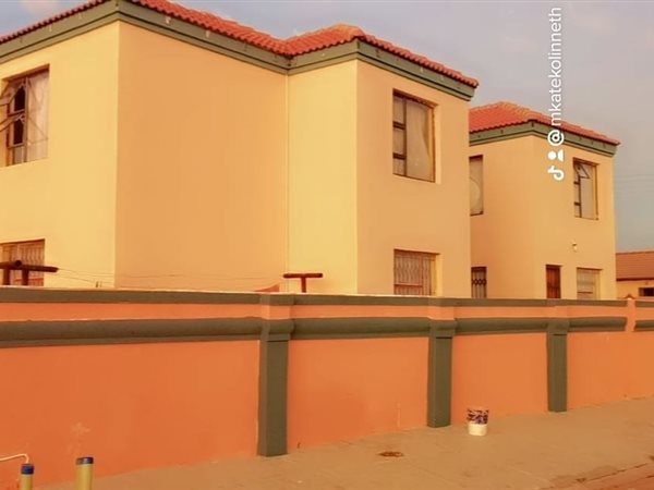 3 Bedroom Apartment 3 Bedroom Apartment