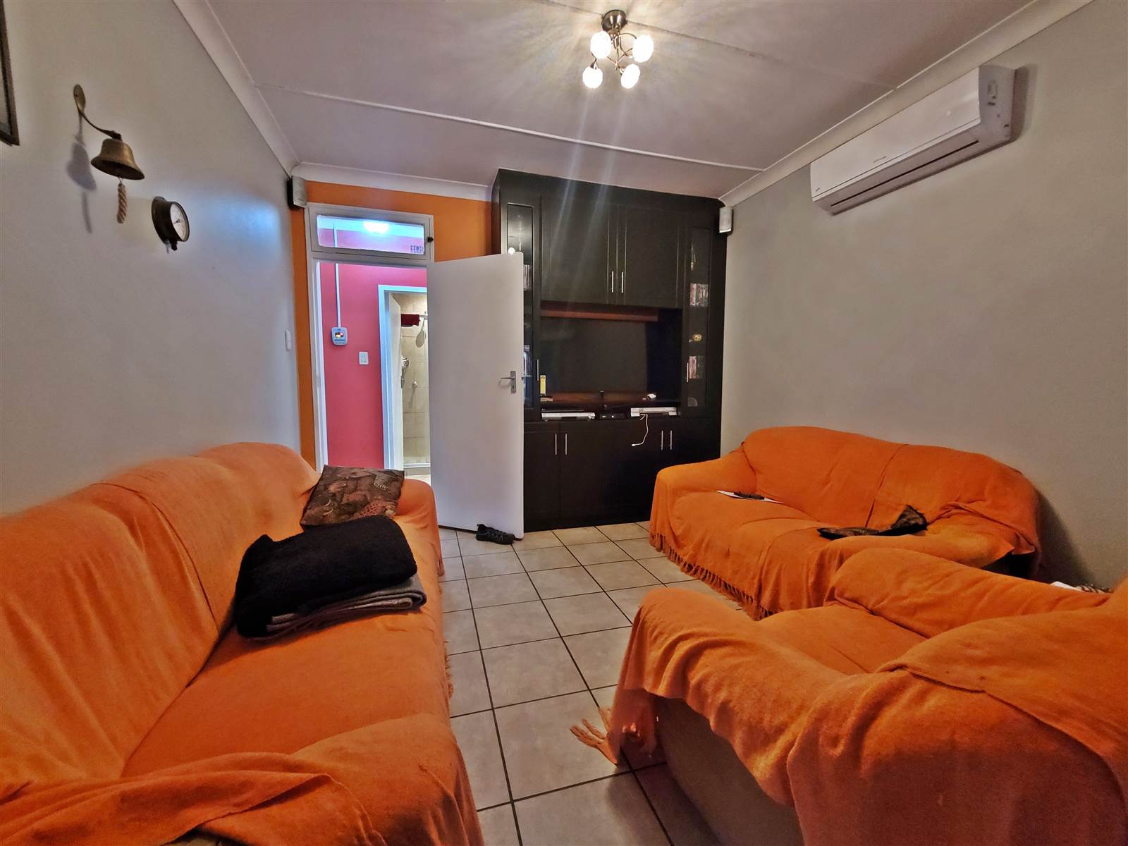 4 Bed House in Uitsig photo number 18