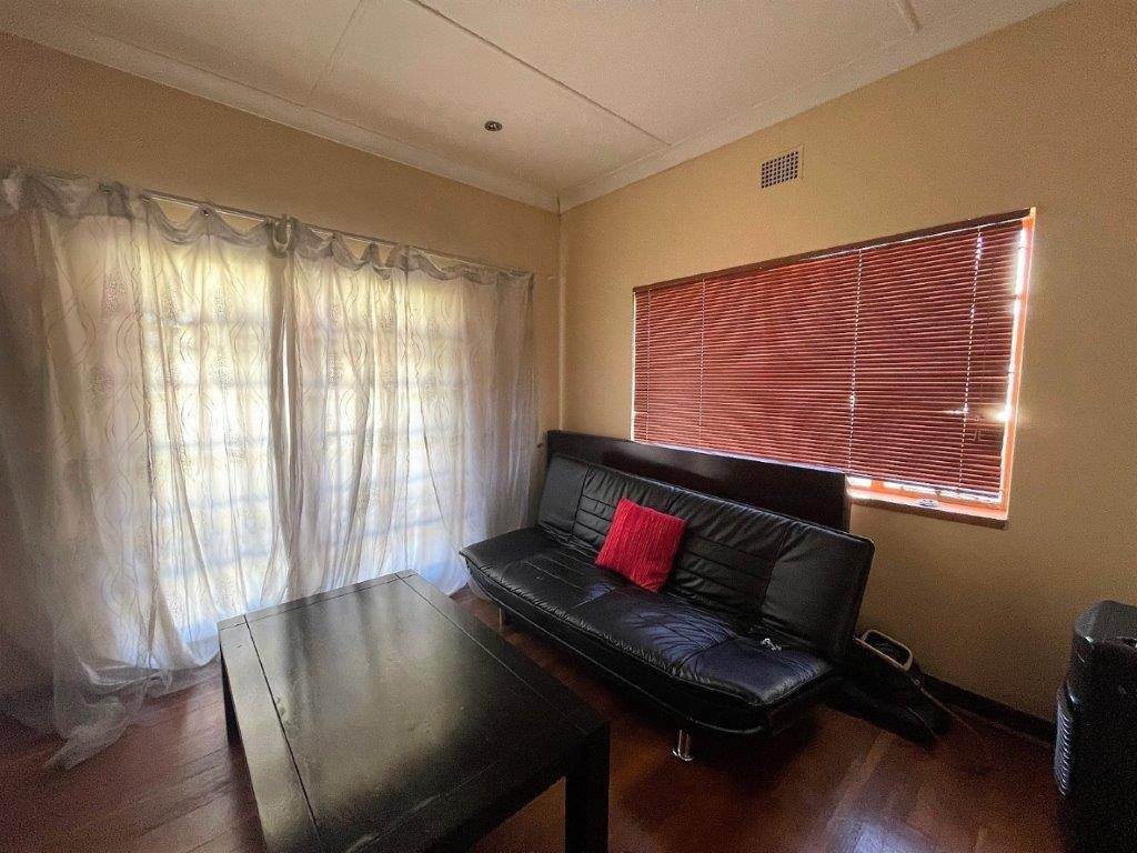 3 Bed House in Kempton Park Ext 2 photo number 6