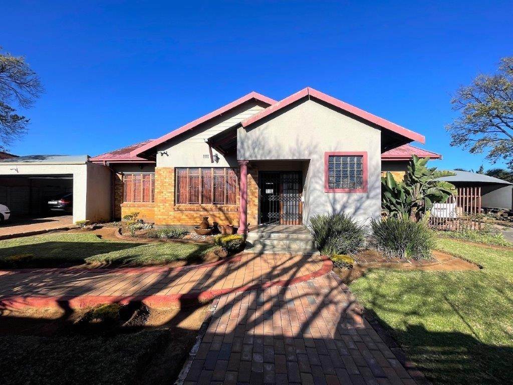 3 Bed House in Kempton Park Ext 2 photo number 2