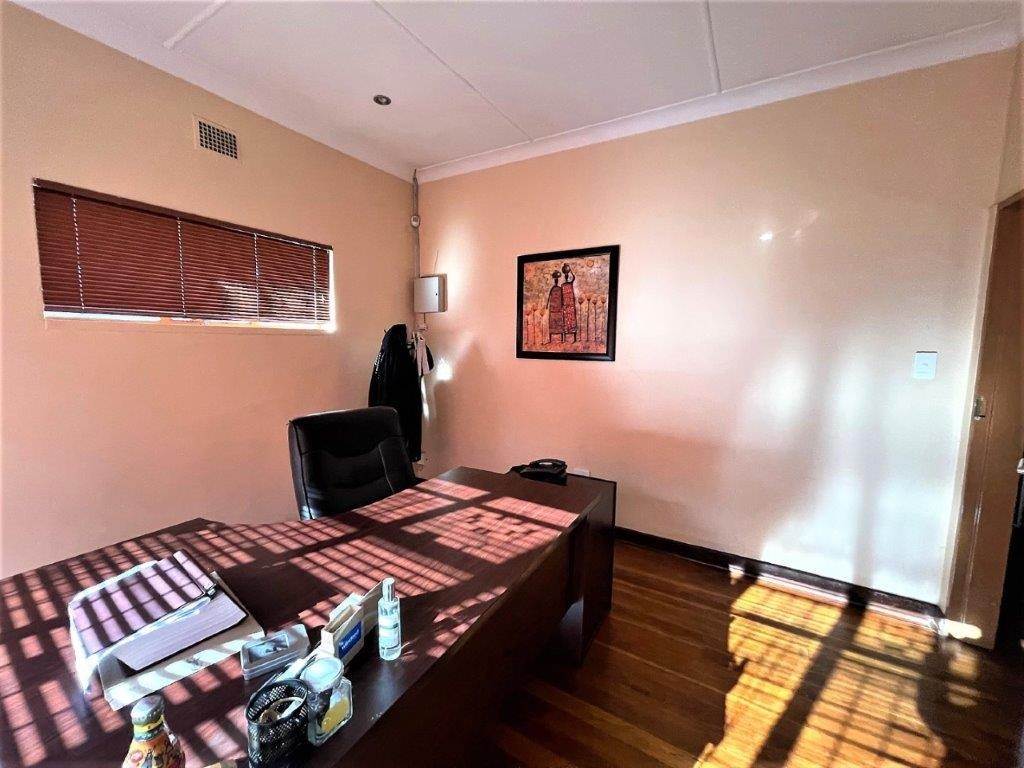 3 Bed House in Kempton Park Ext 2 photo number 12