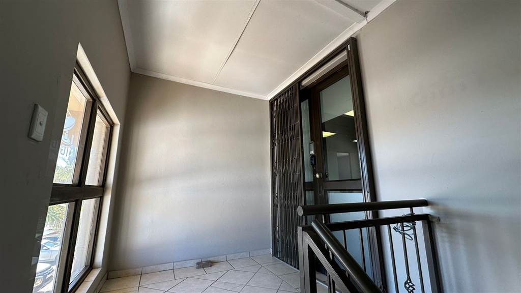 228  m² Commercial space in Highveld photo number 7