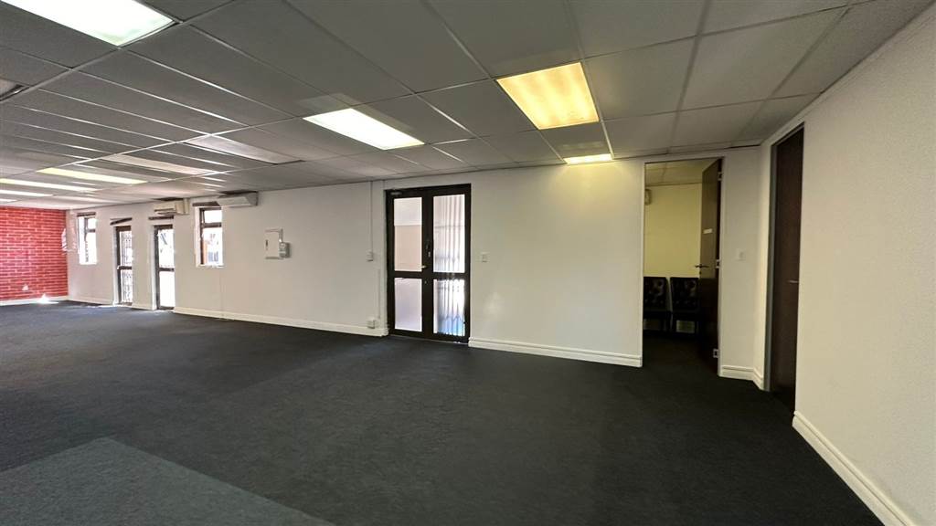 228  m² Commercial space in Highveld photo number 15
