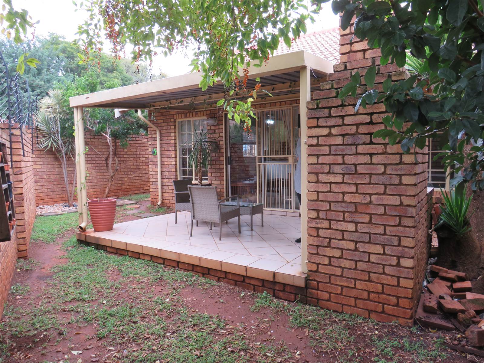 2 Bed Simplex in Highveld photo number 3