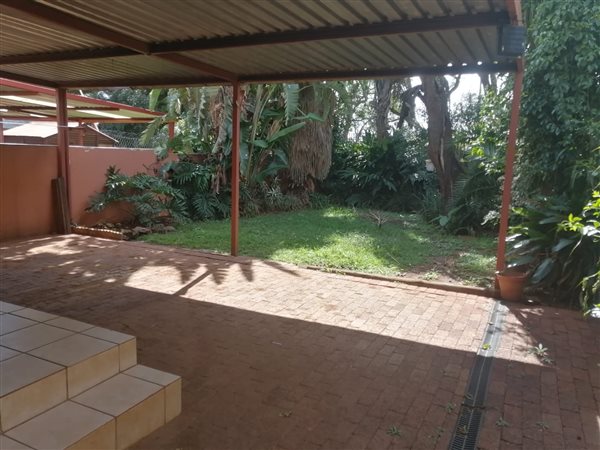 3 Bedroom Townhouse 3 Bedroom Townhouse