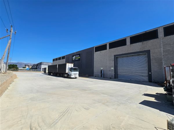 5130  m² Industrial space in Strand Central