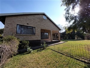 4 Bed House in Forderville