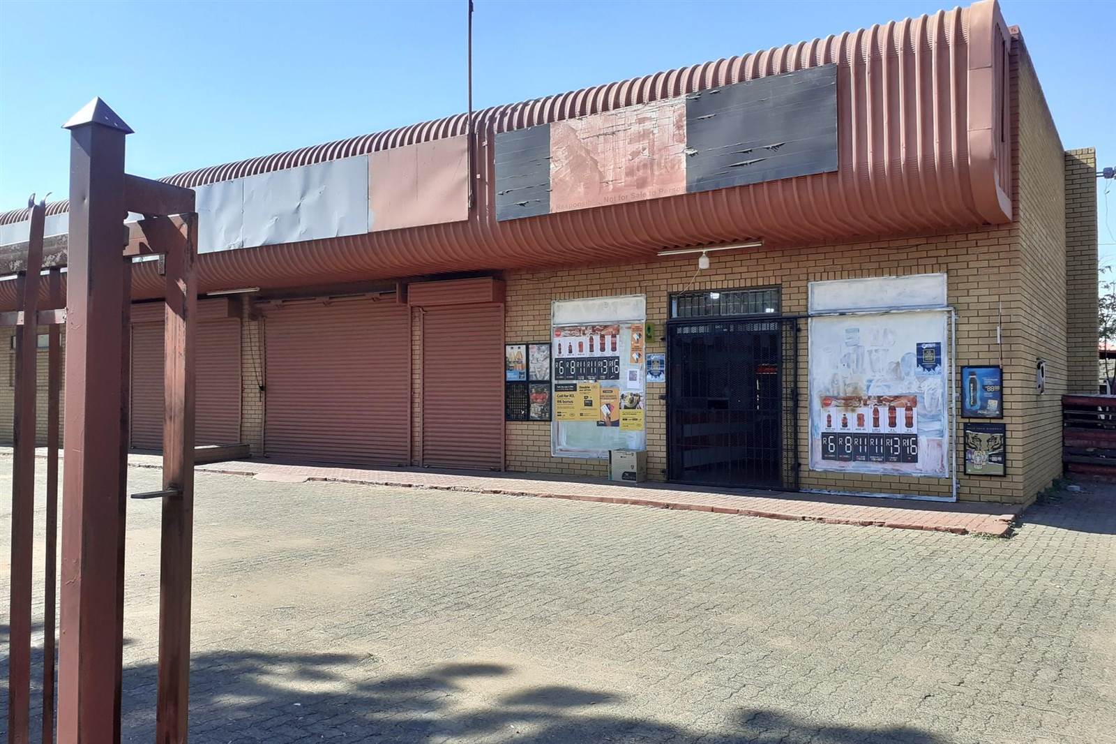 Commercial space in Tlhabane photo number 17