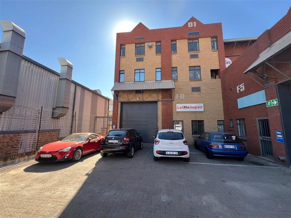 283  m² Industrial space