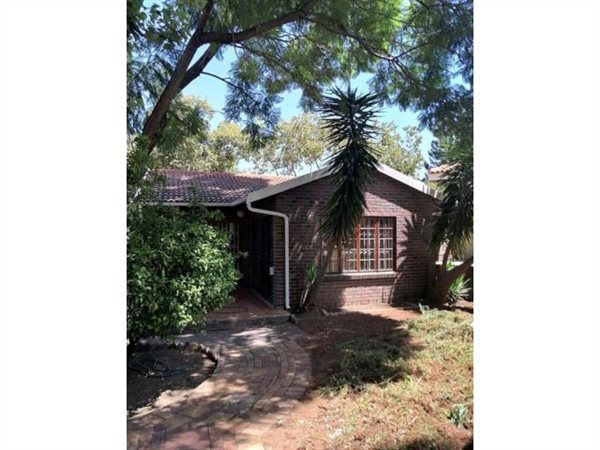 2 Bedroom Garden Cottage 2 Bedroom Garden Cottage