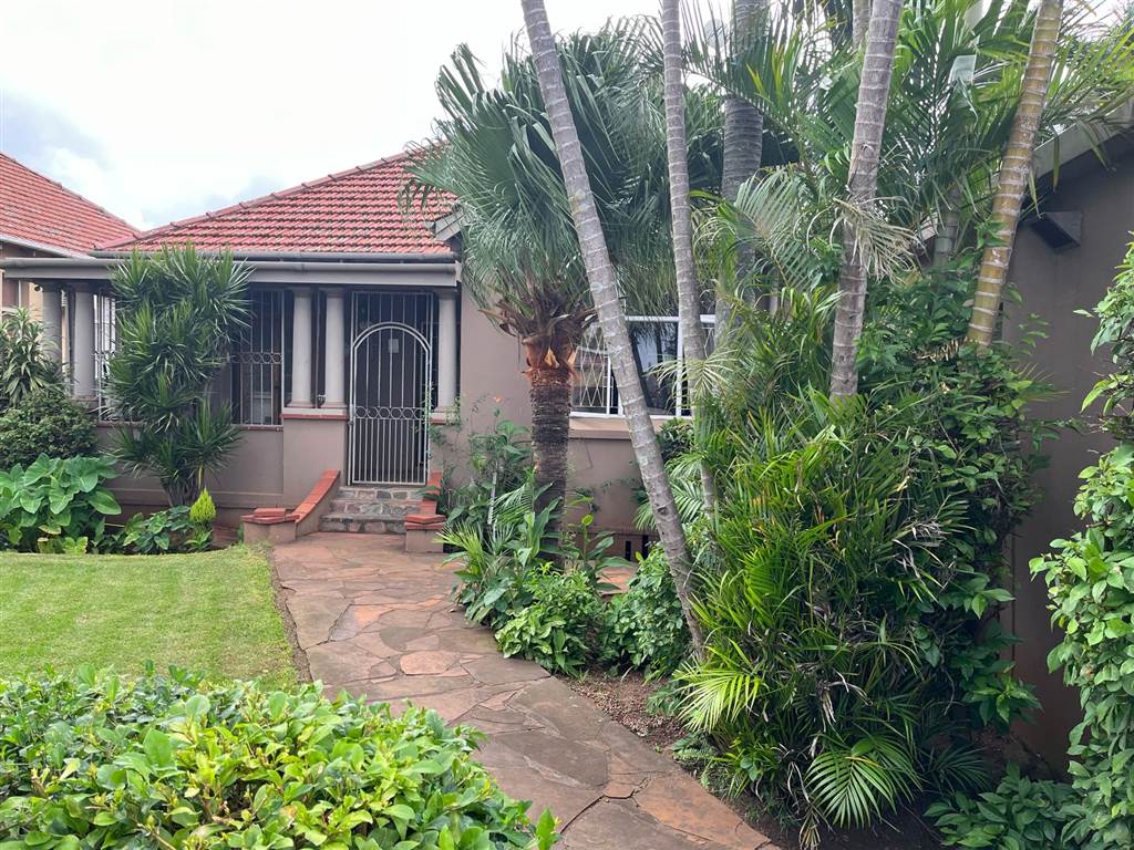 3 Bedroom House 3 Bedroom House
