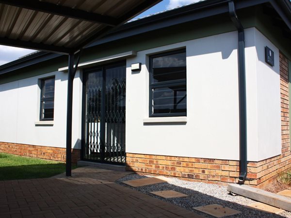 3 Bedroom House 3 Bedroom House