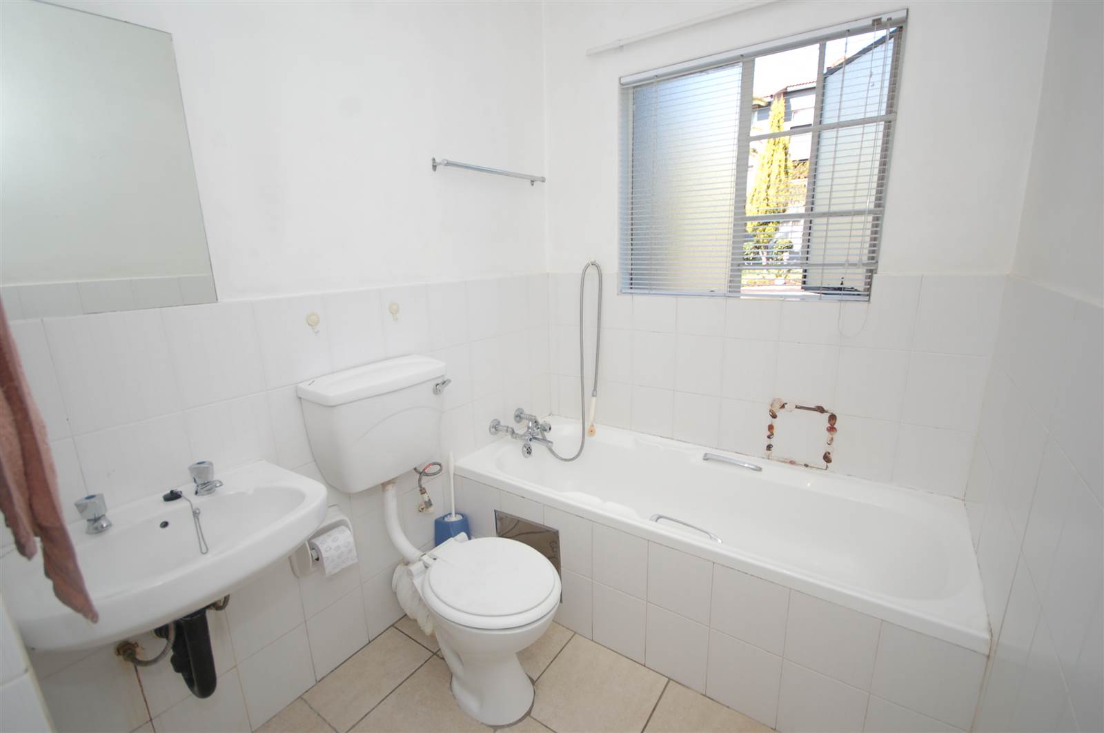 3 Bed Apartment in Northgate photo number 10