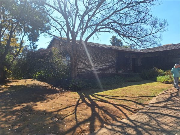 4 Bed House in Clayville
