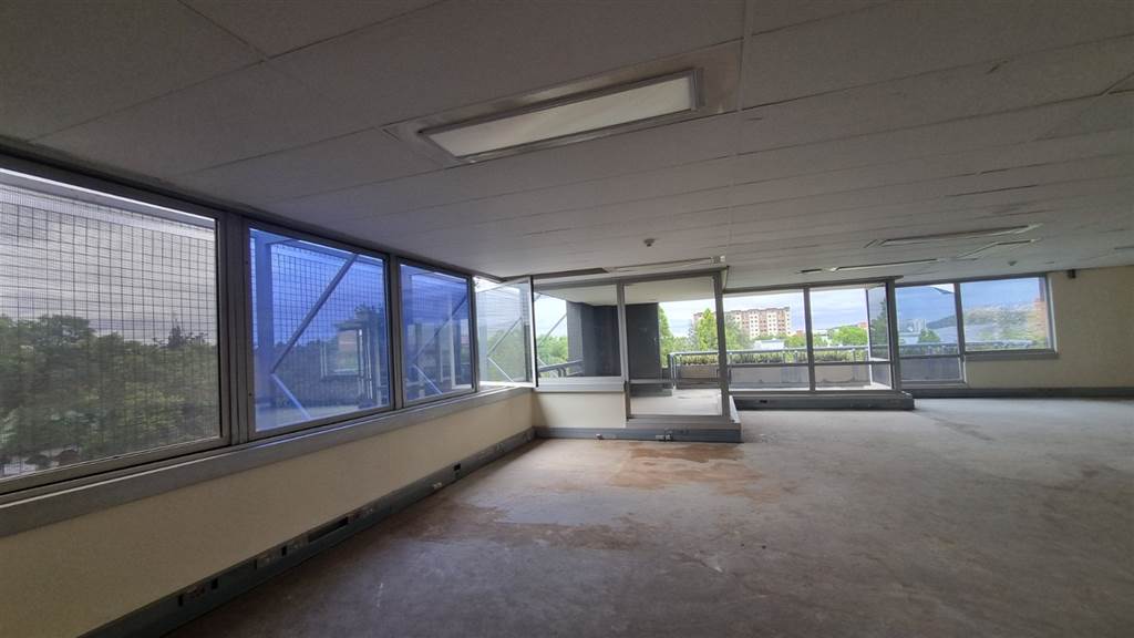 540  m² Commercial space in Hatfield photo number 5
