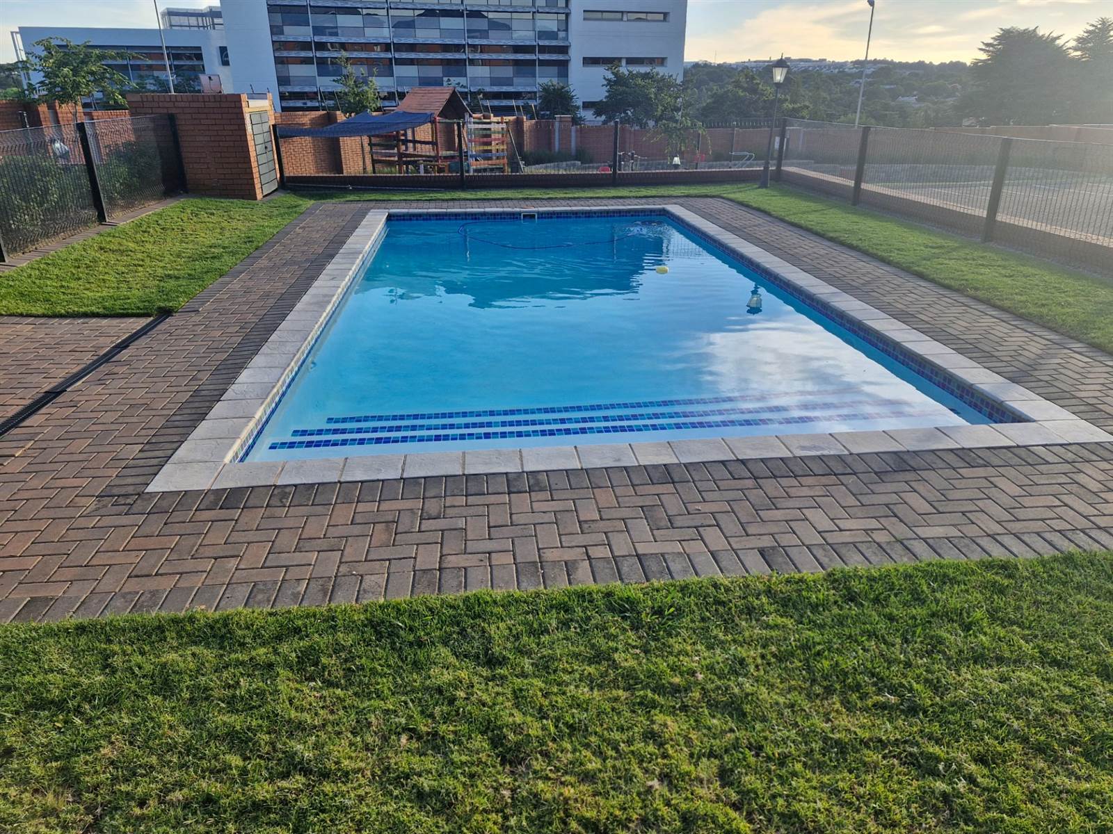 2 Bed Apartment in Modderfontein photo number 13