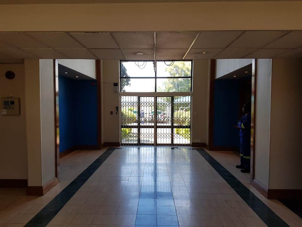 2741  m² Commercial space in Edenvale photo number 10