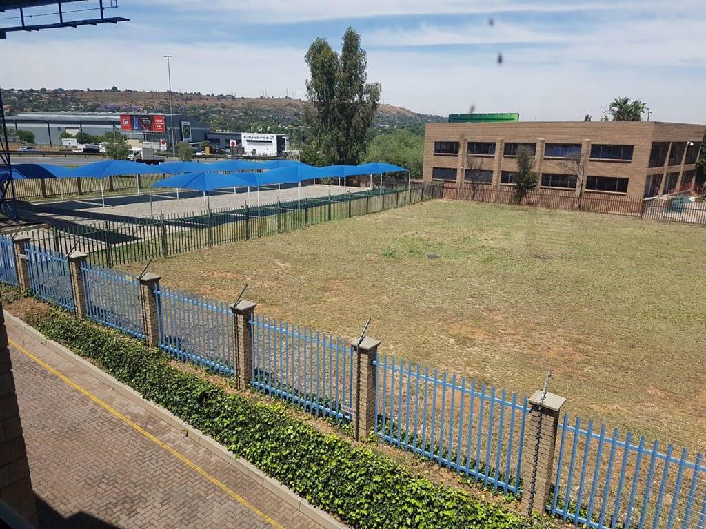 2741  m² Commercial space in Edenvale photo number 9