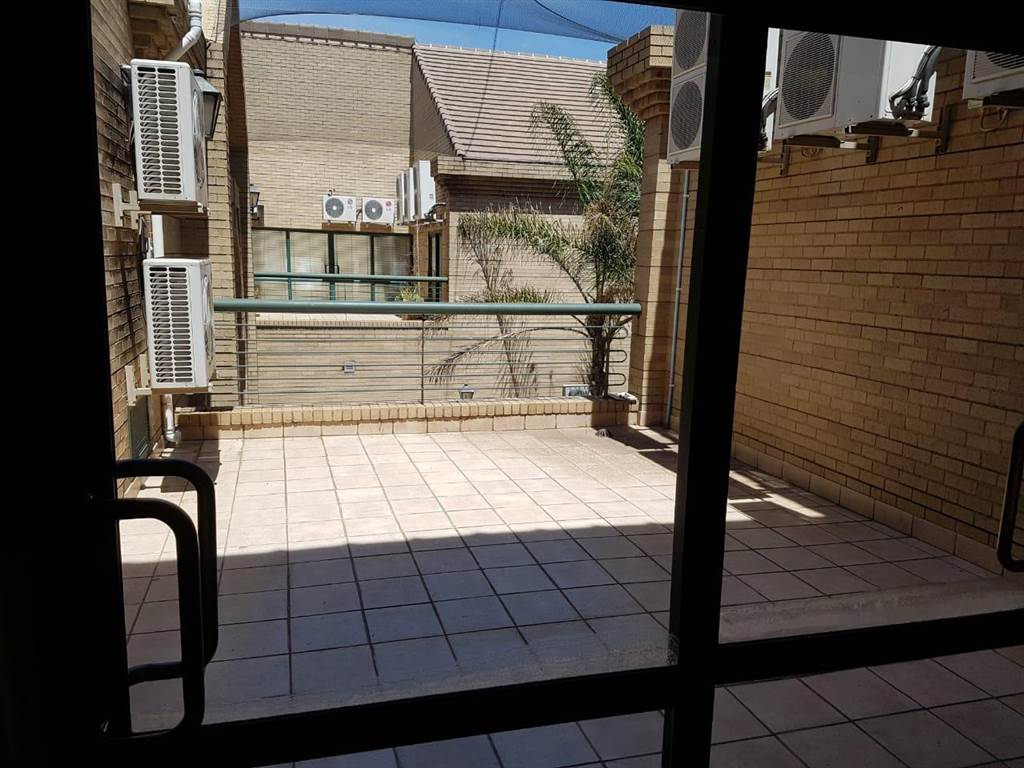 2741  m² Commercial space in Edenvale photo number 15