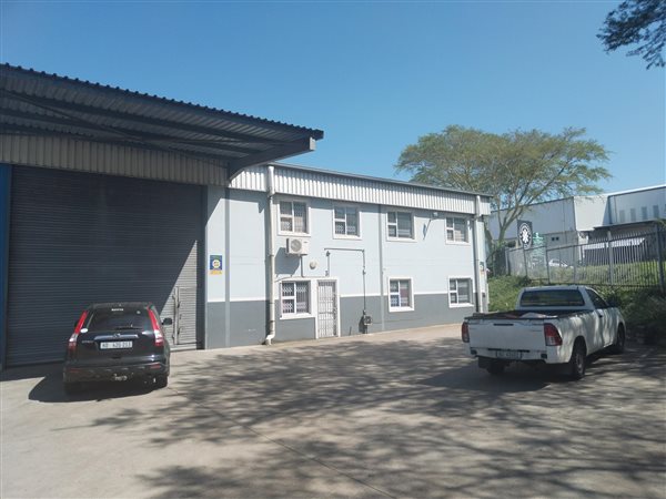 1333  m² Commercial space