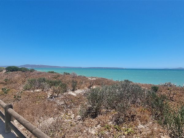 378 m² Land available in Calypso Beach