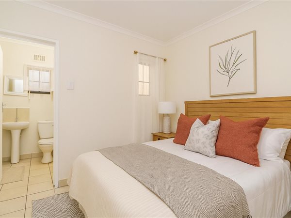 2 Bedroom House 2 Bedroom House