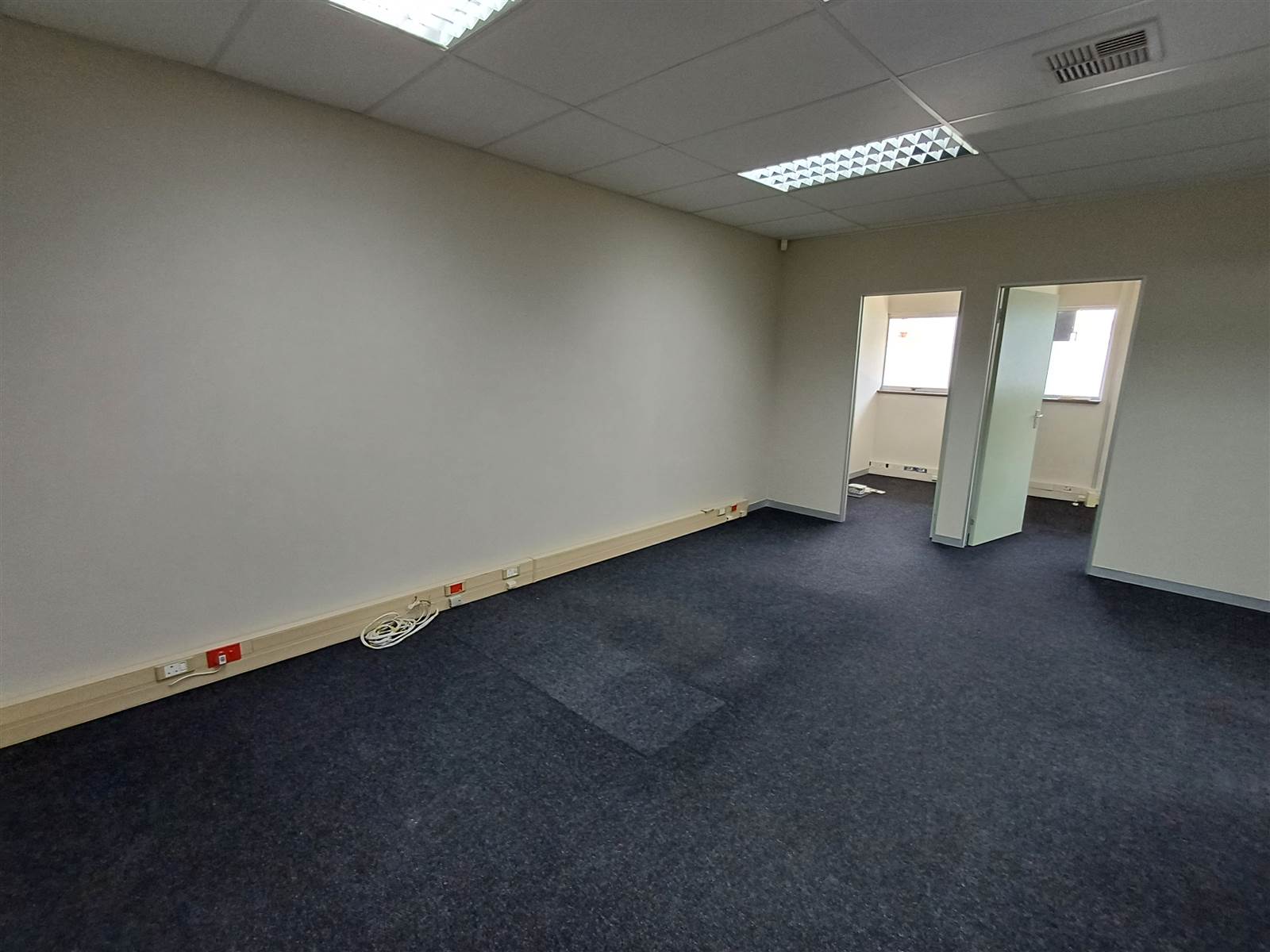 88  m² Commercial space in Morningside photo number 5