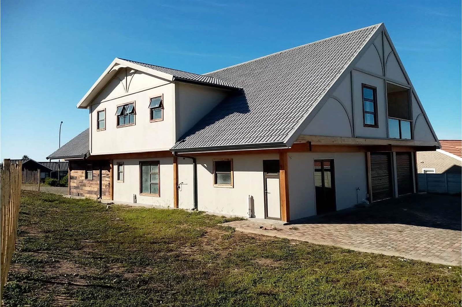 7 Bed House in Mossel Bay Central photo number 3