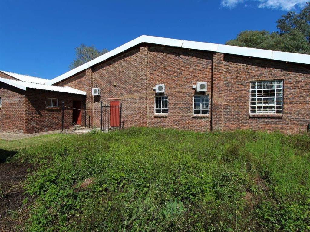 961  m² Commercial space in Modimolle photo number 3