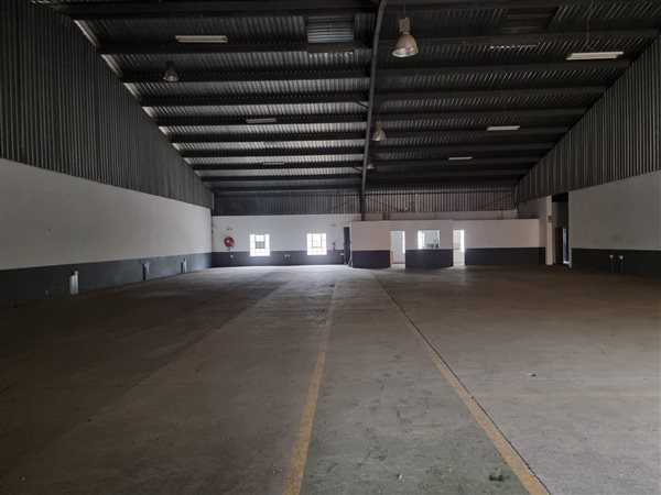 609  m² Industrial space