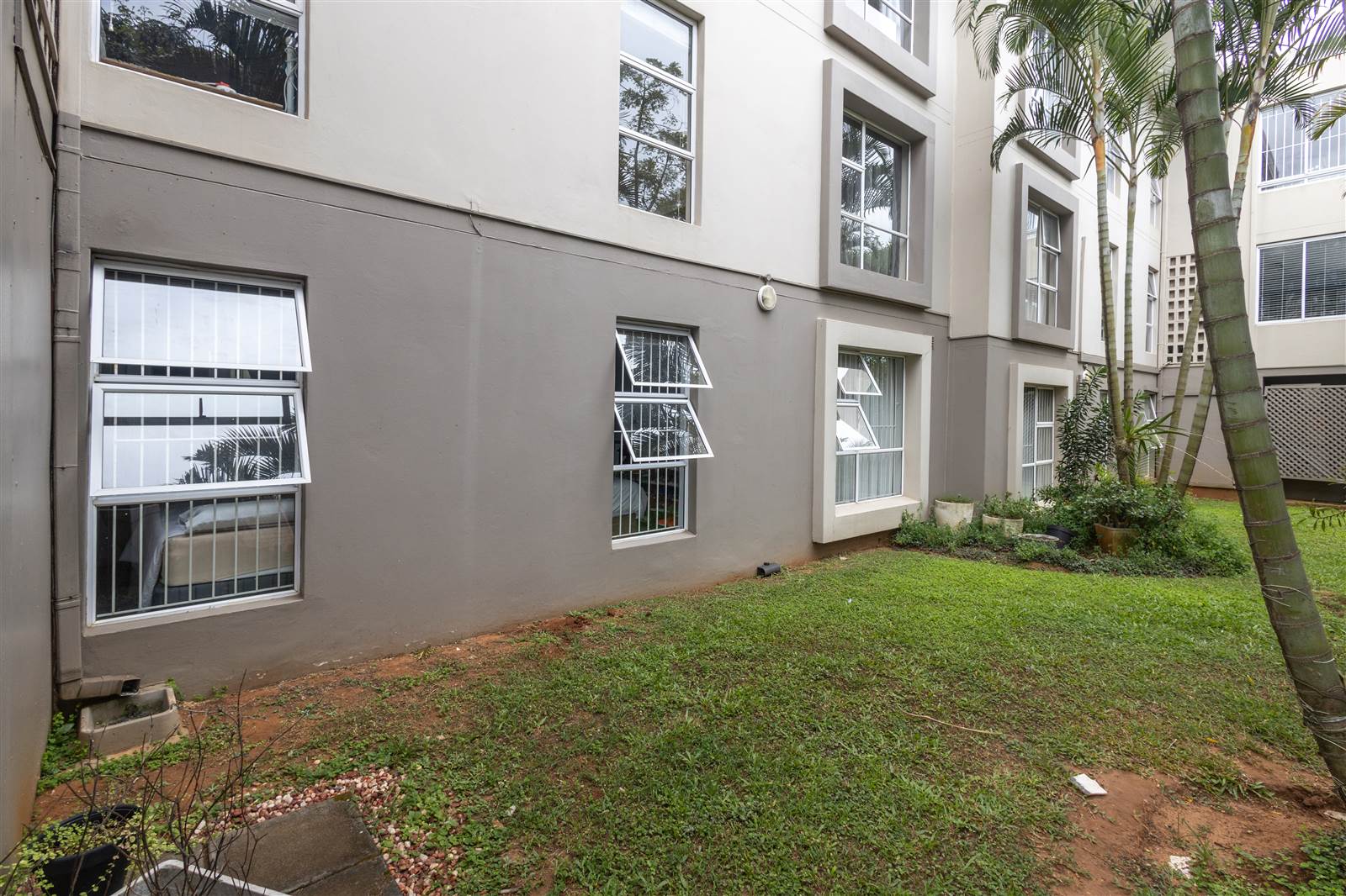3 Bed Townhouse in Durban North photo number 1