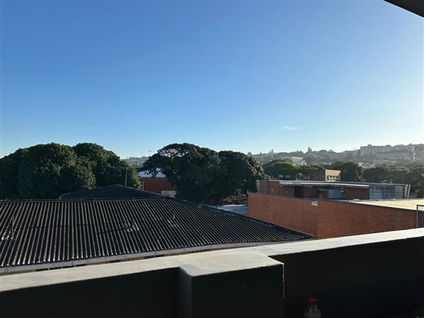 1 Bedroom Flat 1 Bedroom Flat