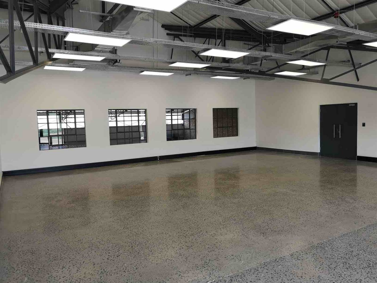 416  m² Industrial space in Kyalami photo number 1