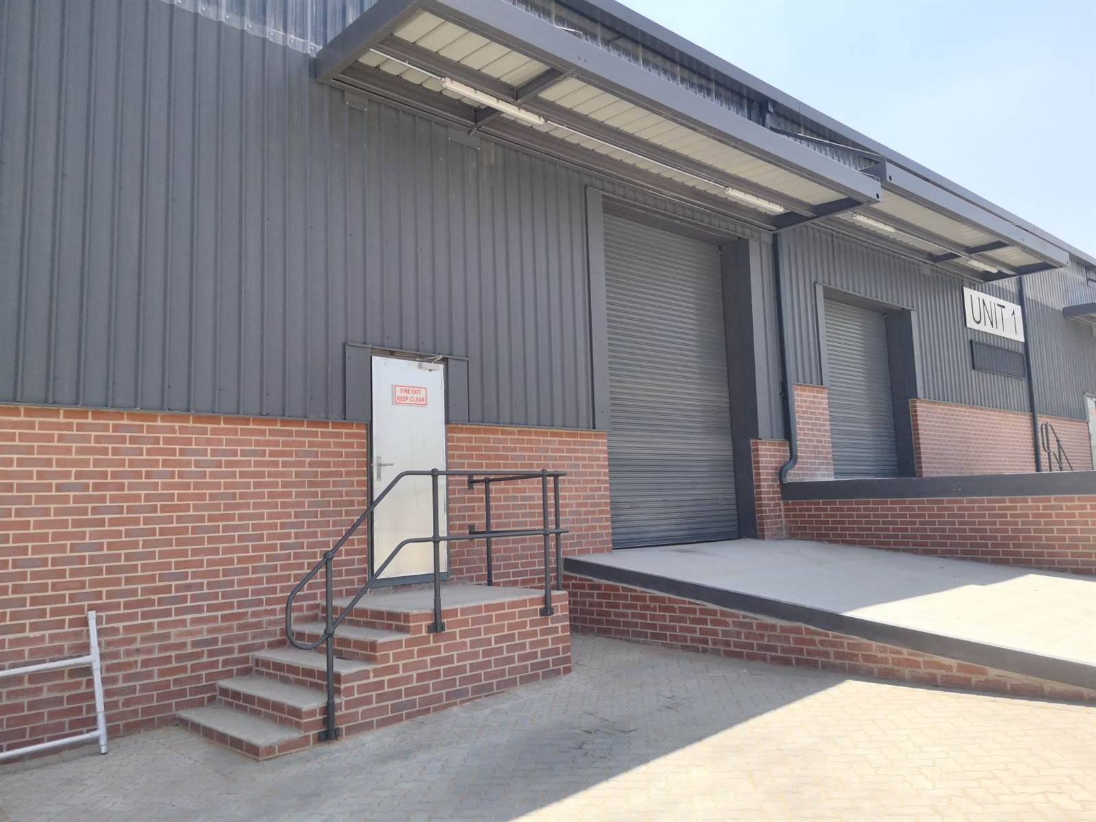 416  m² Industrial space in Kyalami photo number 12