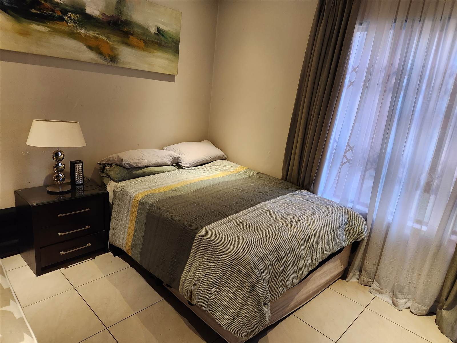2 Bed Apartment in Rooihuiskraal photo number 8