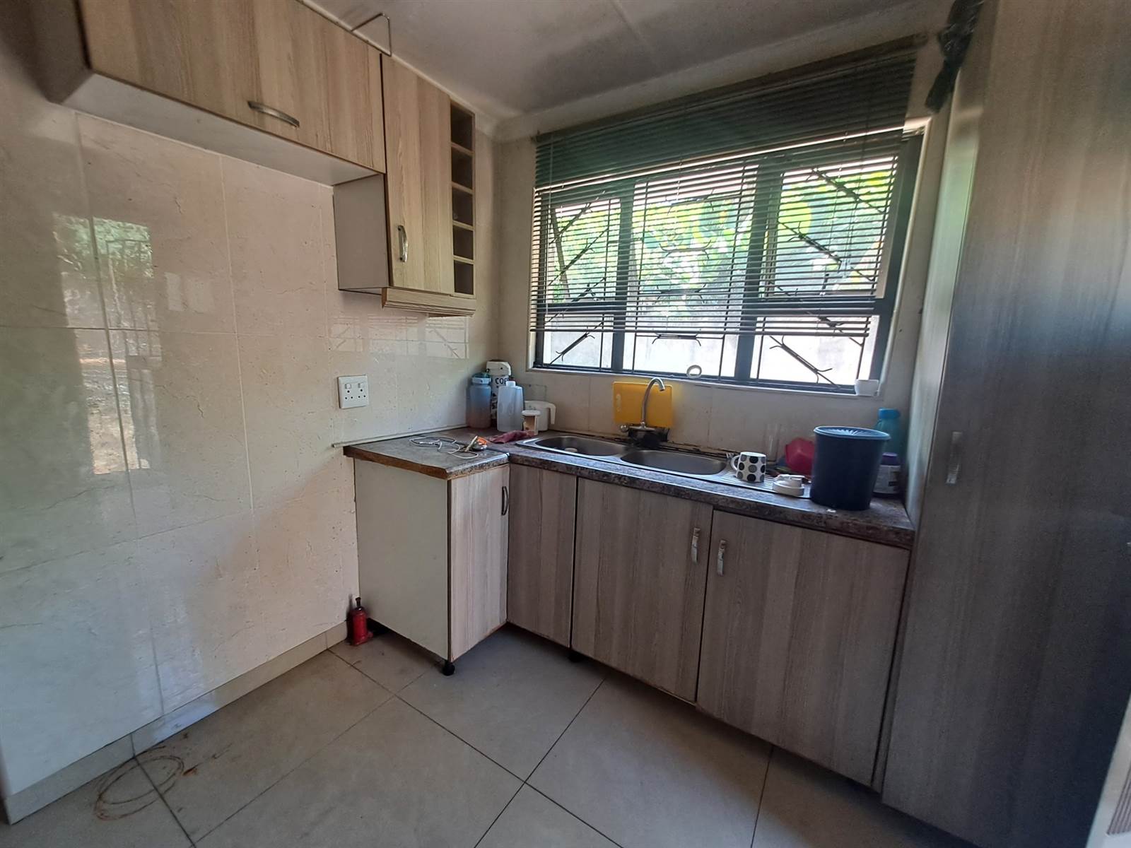 2 Bed House in Umlazi photo number 8