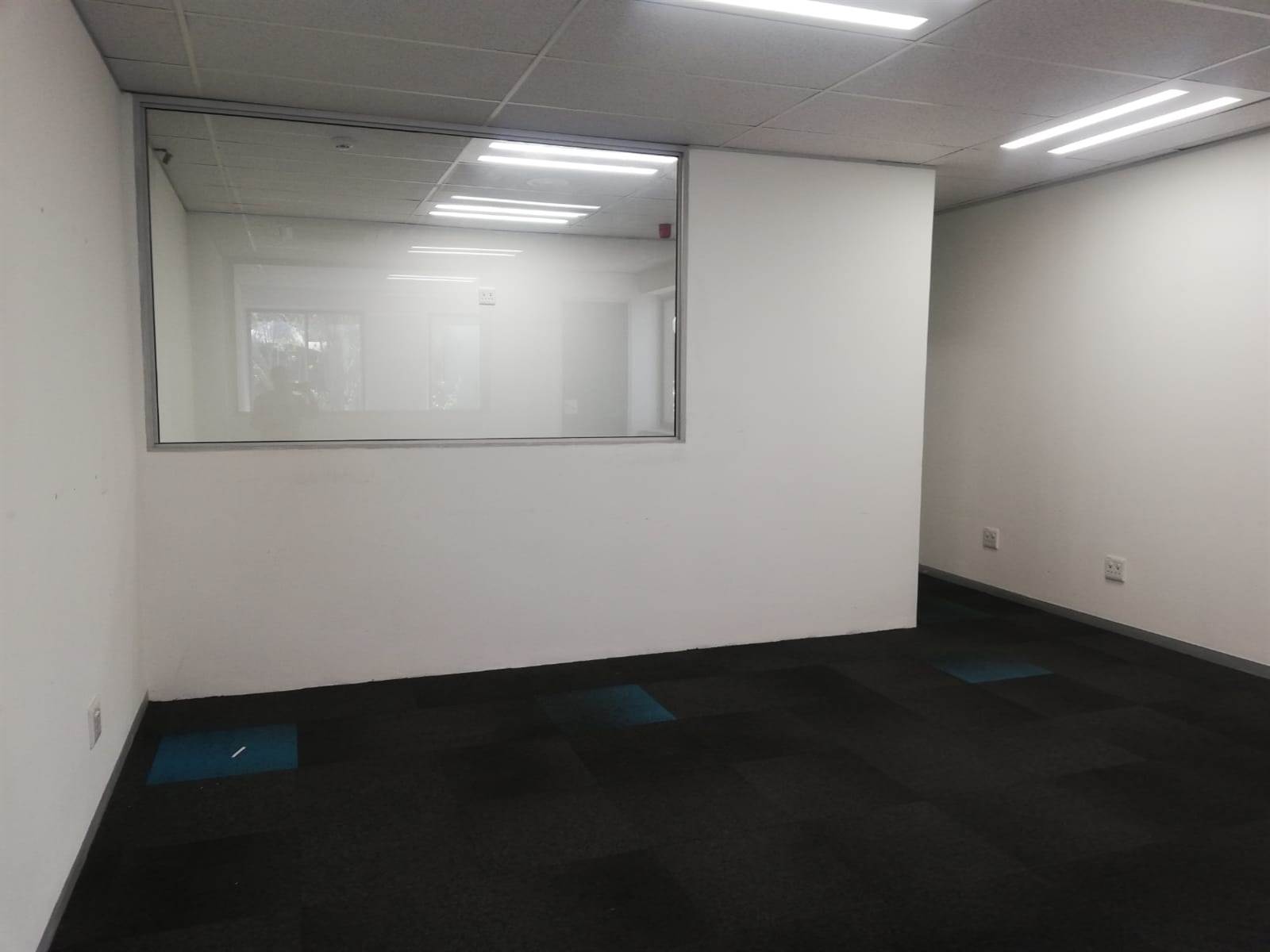 587.9  m² Commercial space in Woodmead photo number 23