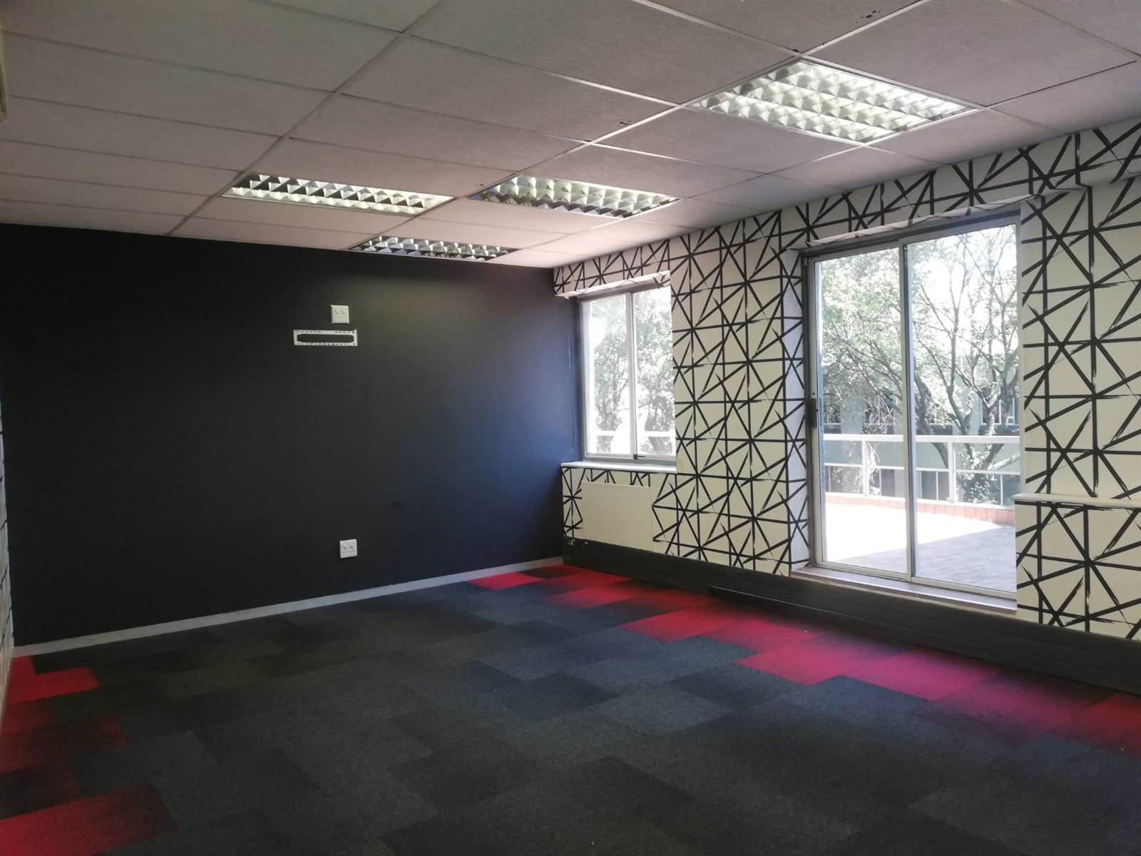 587.9  m² Commercial space in Woodmead photo number 12