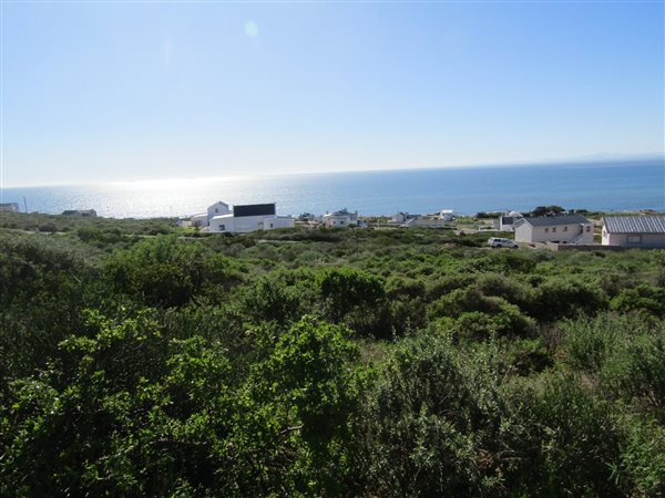 426 m² Land