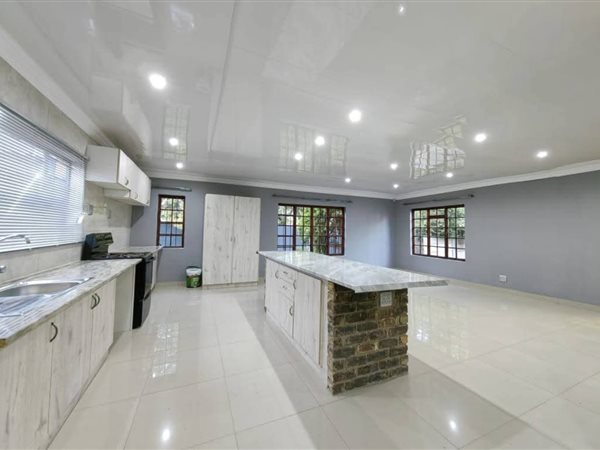 3 Bedroom House 3 Bedroom House