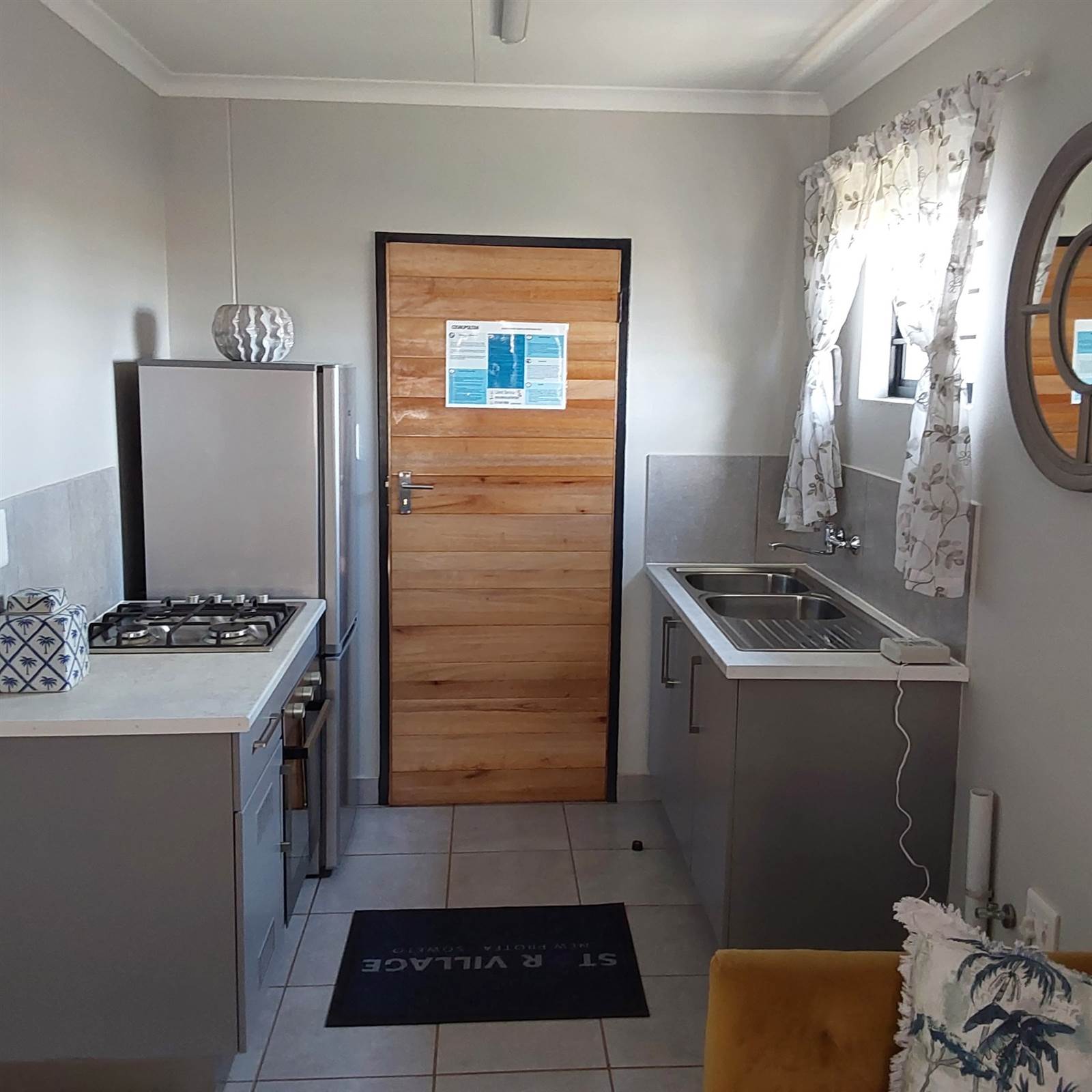 2 Bed House in Protea Glen photo number 16