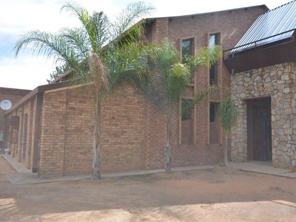 493 m² Commercial space 493 m² Commercial space