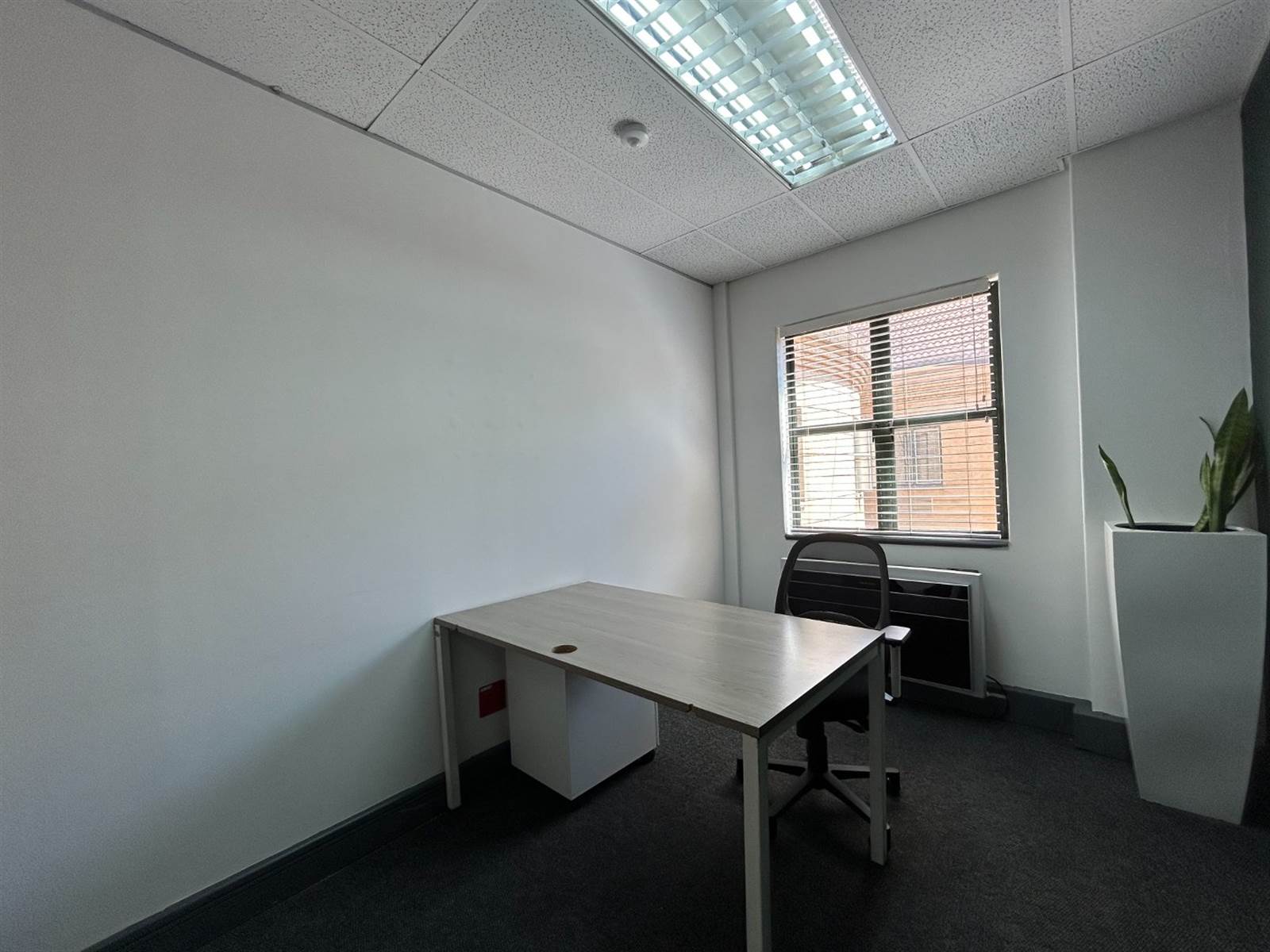 12  m² Office Space in Bryanston photo number 3