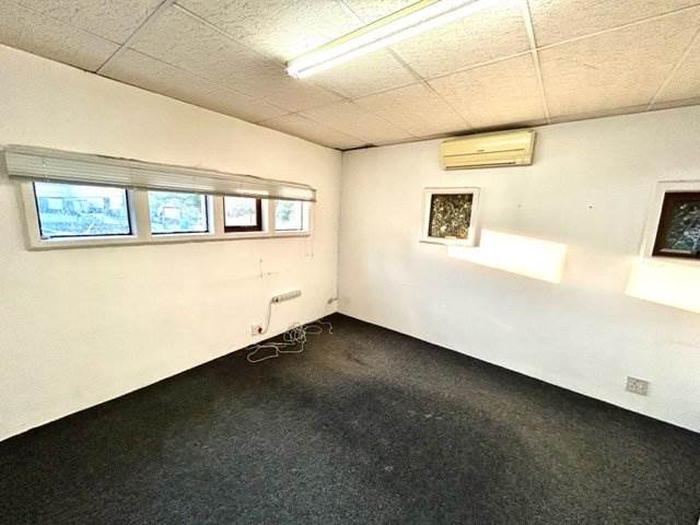 Office space in Pinetown Central photo number 8