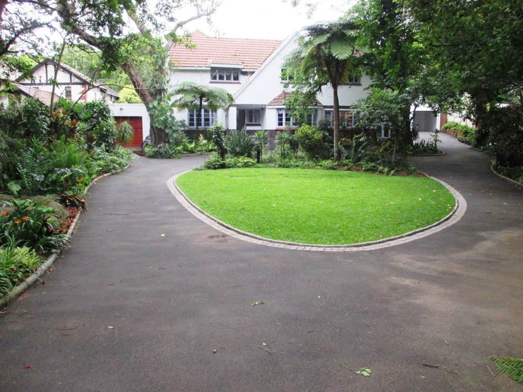 4 Bed House in Durban North photo number 12