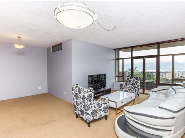3 Bed Apartment in Morningside